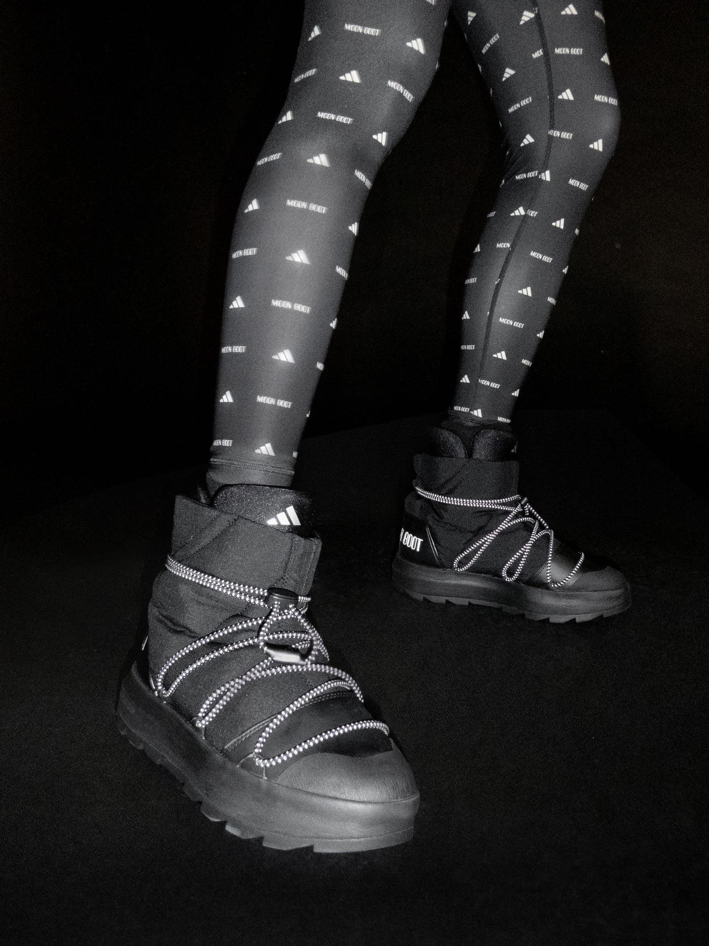 MOON BOOT ADIDAS X MOON BOOT BLACK LEGGINGS