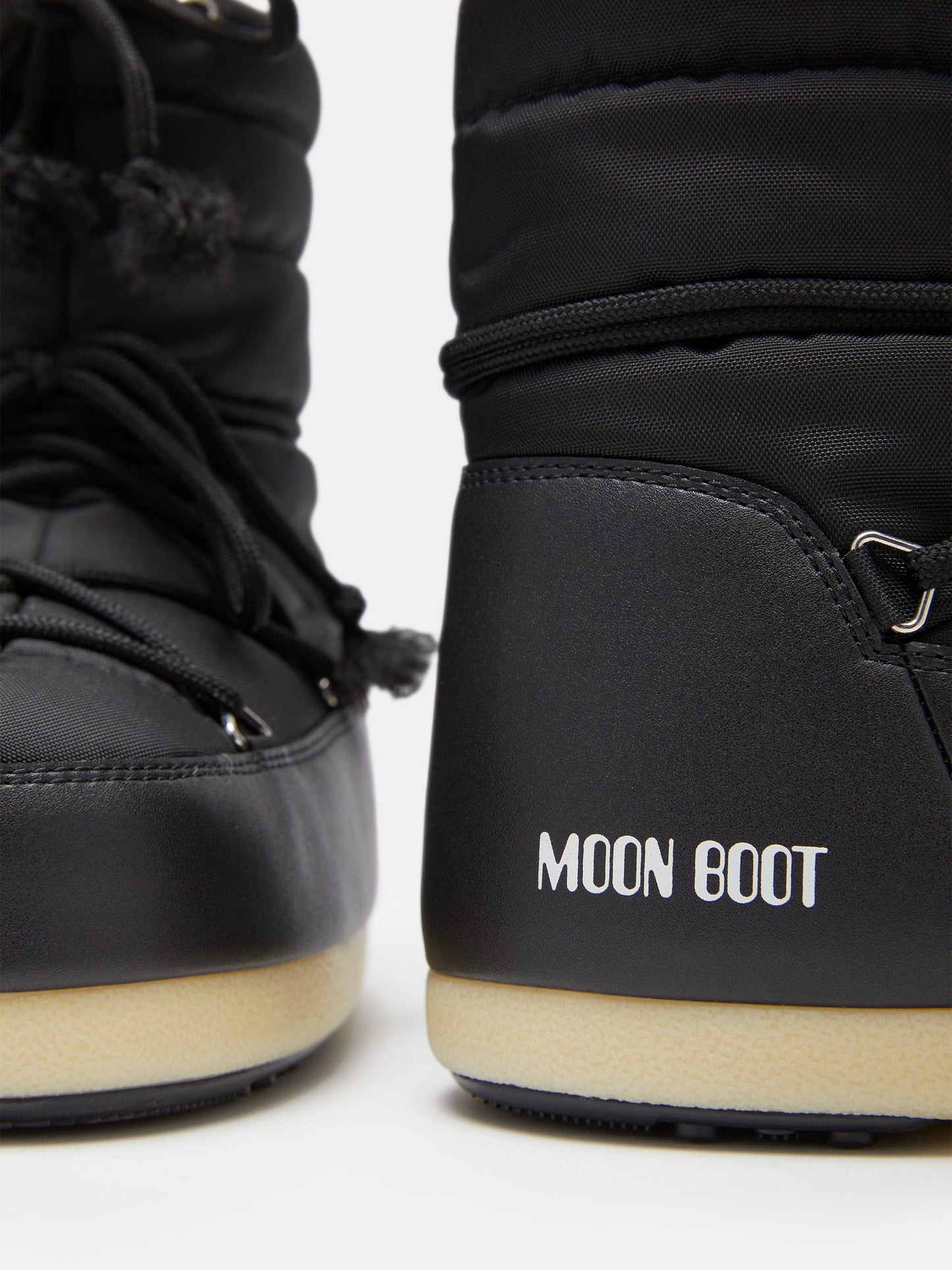 MOON BOOT EVX LIGHT LOW BLACK NYLON BOOTS