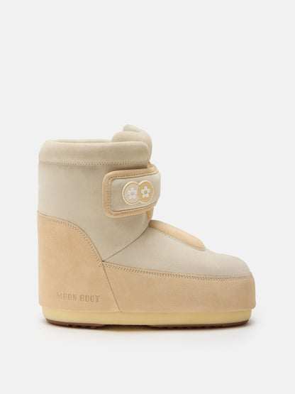 MOON BOOT MOON BOOT X VANDYTHEPINK® ICON STRAP BEIGE SUEDE BOOTS