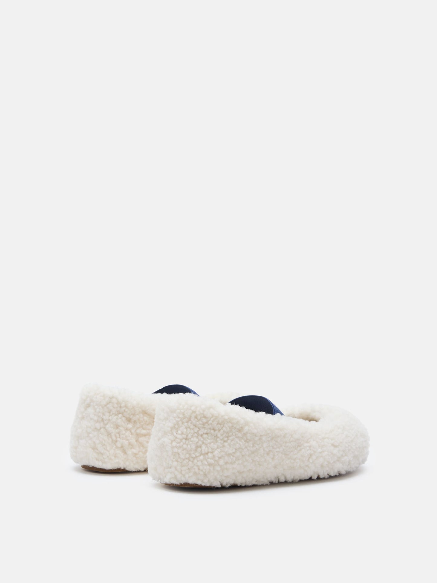 MOON BOOT SHEARLING WHITE BALLERINAS